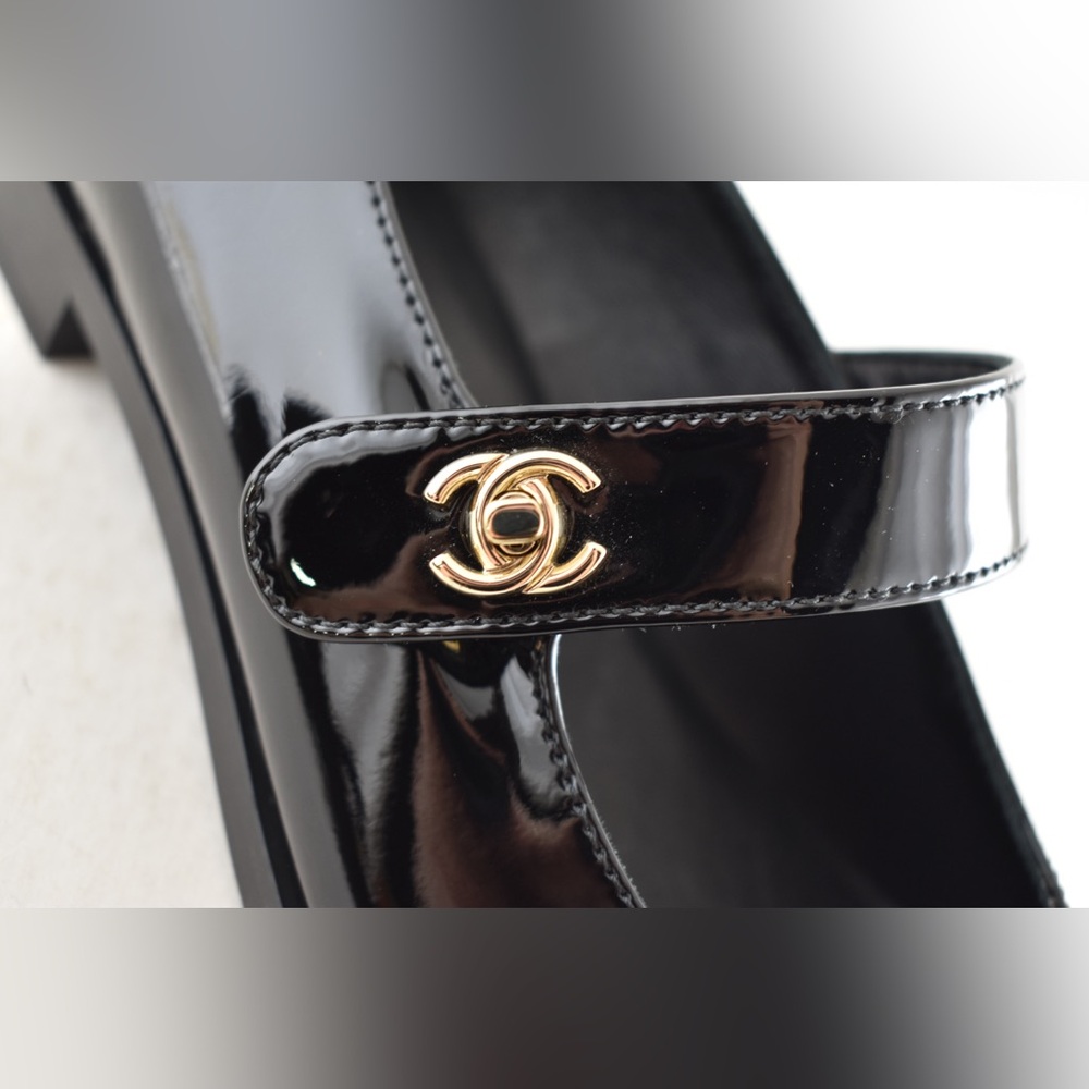 Chanel REV Black Patent Turnlock CC Mary Jane Moccasin Ballet Loafer Flat 36 - Picture 5 of 16